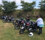 Arriving at pub for lunch